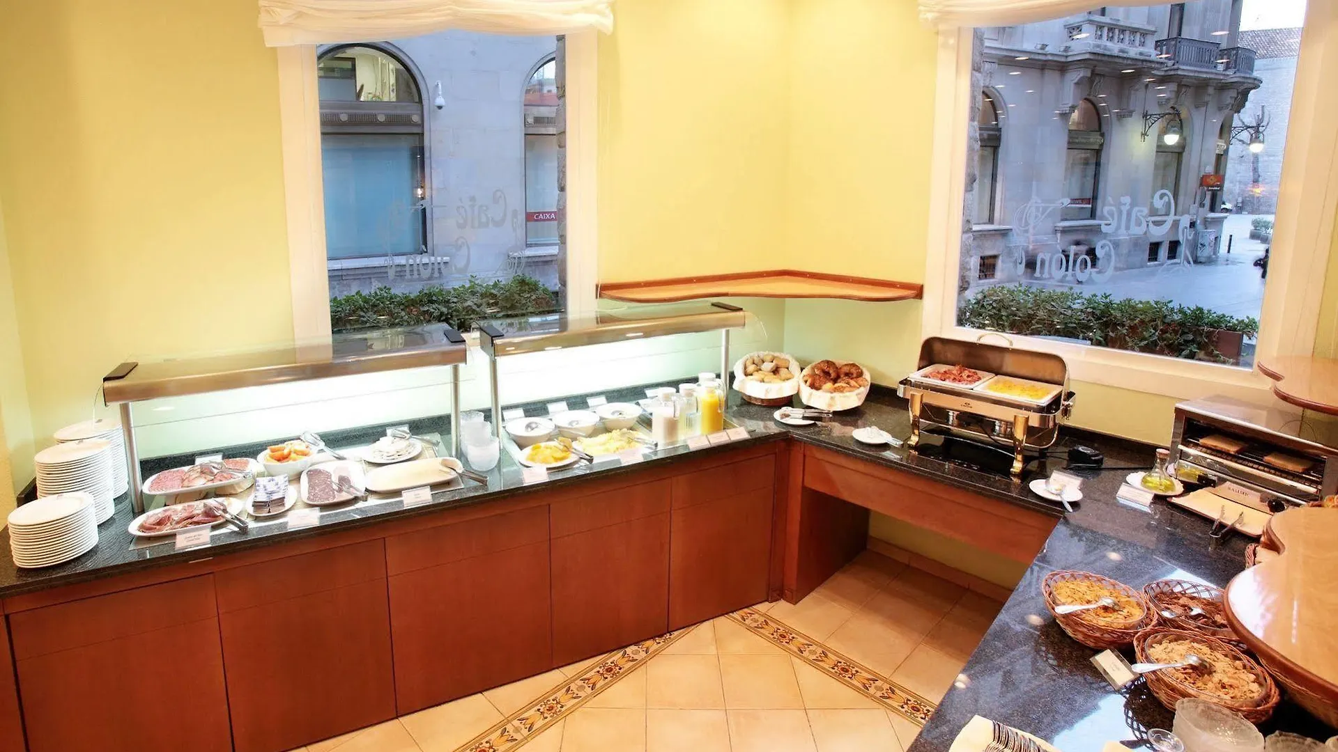 Hotel Regencia Colón Barcelona 3*,